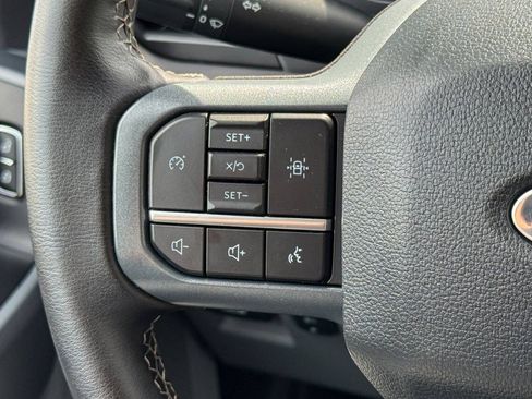 Used 2023 Ford F150 Lightning XLT AWD/4WD image 33