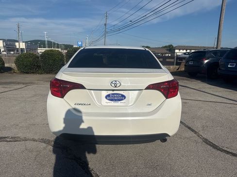 Used 2018 Toyota Corolla SE FWD image 4