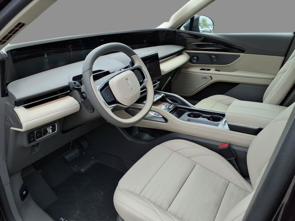 New 2025 Lincoln Nautilus Reserve w/ Jet Appearance Package AWD/4WD image 4