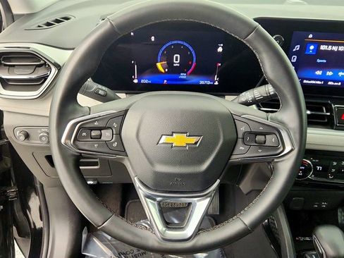 Used 2024 Chevrolet TrailBlazer LT w/ Convenience Package image 13