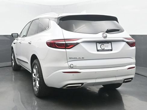 Used 2021 Buick Enclave Avenir w/ Avenir Technology Package FWD image 4