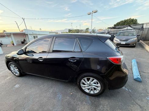 Used 2013 MAZDA MAZDA3 i Touring w/ Preferred Equipment Pkg image 7