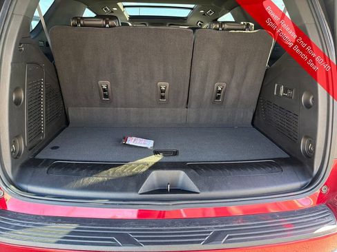 Used 2021 GMC Yukon SLT w/ SLT Premium Package image 27