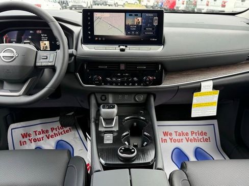 New 2026 Nissan Rogue Platinum w/ Platinum Premium Package image 26