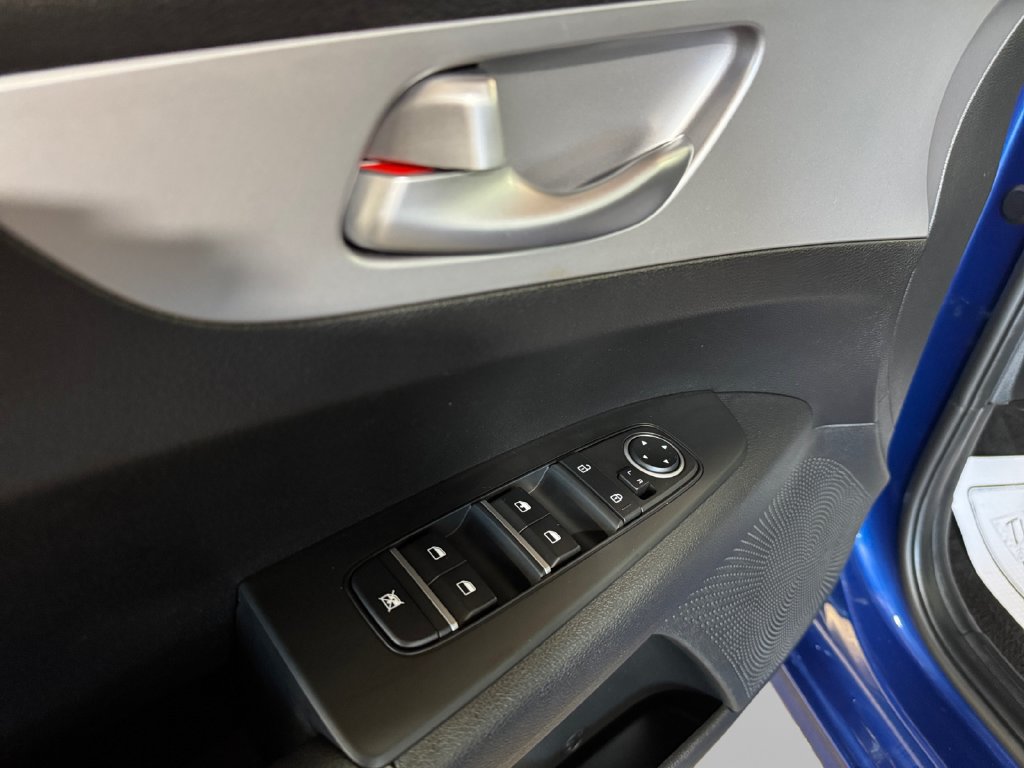 Certified 2023 Kia Forte LXS w/ LXS Technology Package FWD image 14
