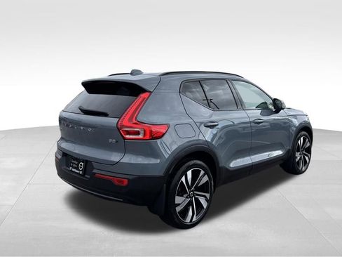 Used 2023 Volvo XC40 B5 Plus w/ Driver Assist Package AWD/4WD image 35