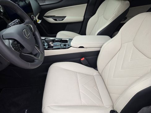 New 2026 Lexus NX 350h 350h Luxury image 8