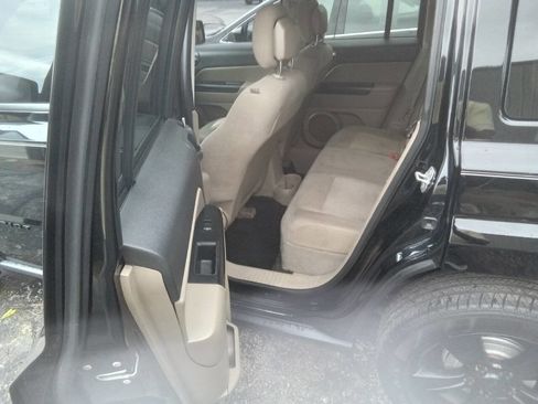 Used 2014 Jeep Patriot Sport w/ Power Value Group FWD image 11