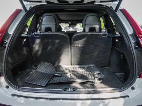 Used 2019 Volvo XC90 T6 R-Design w/ Advanced Package AWD/4WD image 33