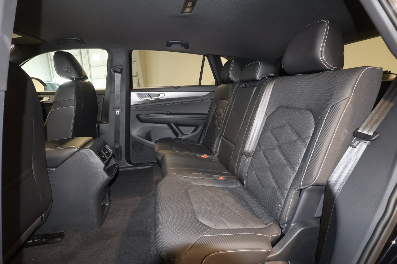 Used 2026 Volkswagen Atlas Cross Sport SE AWD/4WD image 22
