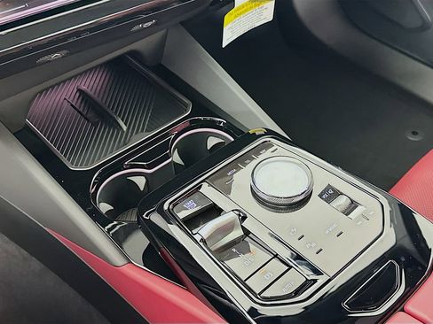 New 2026 BMW 530i xDrive w/ M Sport Package AWD/4WD image 15