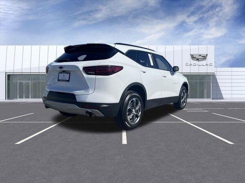Used 2023 Chevrolet Blazer LT image 8