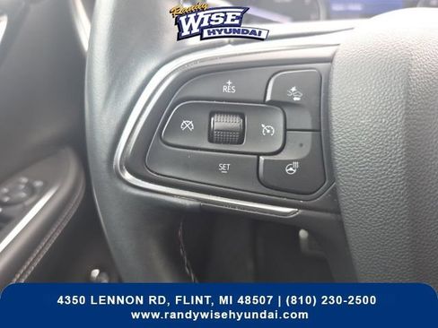 Used 2022 Buick Envision Essence w/ Technology Package I FWD image 18