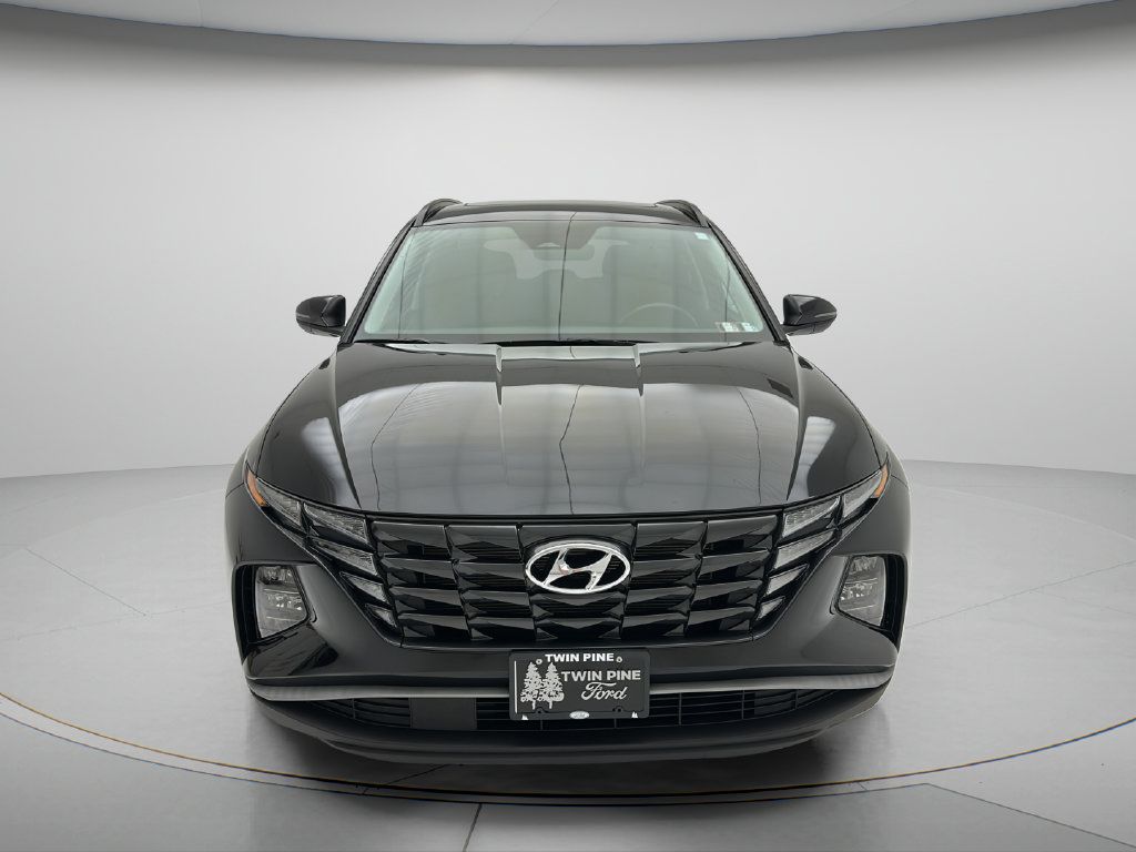Used 2024 Hyundai Tucson SEL w/ Convenience Package AWD/4WD image 2