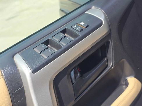 Used 2011 Toyota 4Runner Limited AWD/4WD image 24