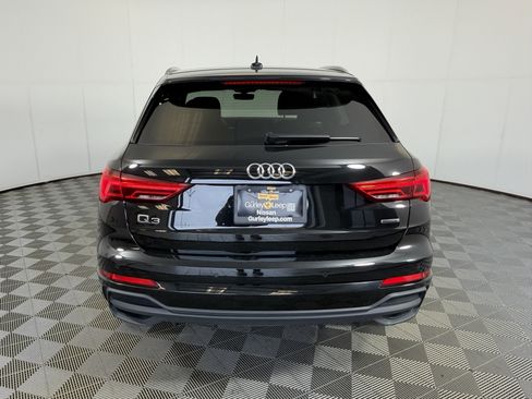 Used 2025 Audi Q3 2.0T Premium AWD/4WD image 8