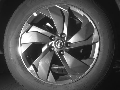Used 2025 Nissan Rogue SV FWD image 15