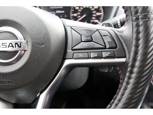 Used 2022 Nissan Altima 2.5 SR FWD image 14