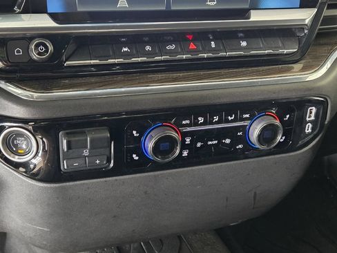 Used 2024 Chevrolet Silverado 1500 RST w/ Protection Package AWD/4WD image 27