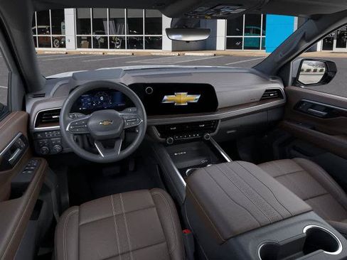 New 2026 Chevrolet Suburban High Country w/ Sun And Tow Package AWD/4WD image 15
