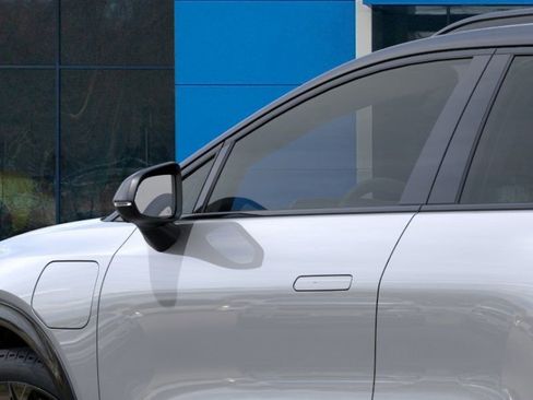 New 2026 Chevrolet Equinox EV RS image 18