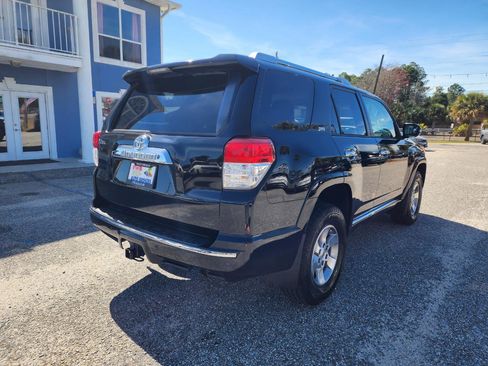 Used 2011 Toyota 4Runner SR5 image 5
