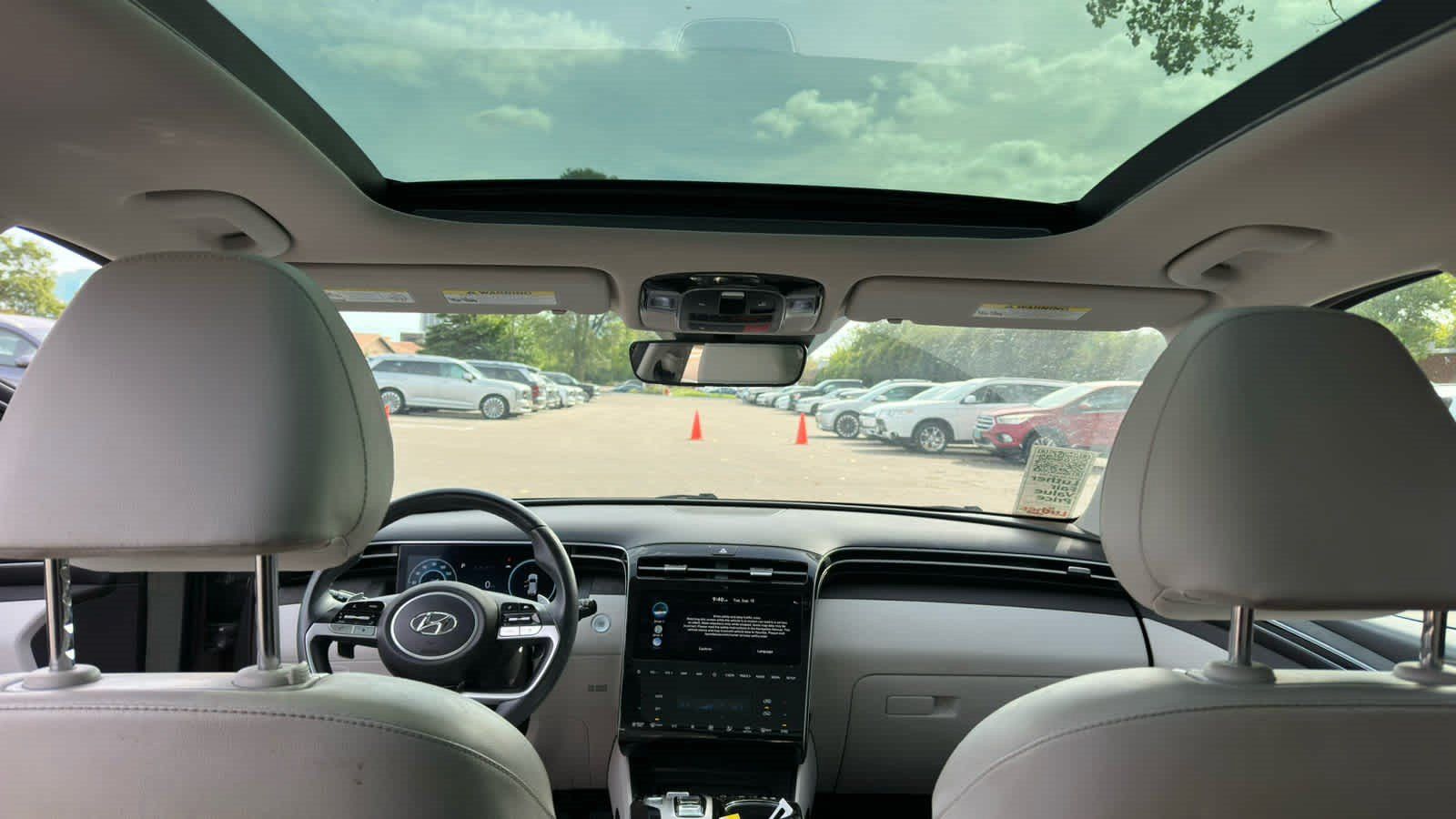 Certified 2024 Hyundai Tucson Limited AWD/4WD image 7