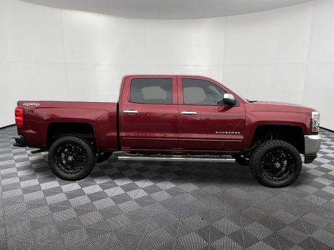 Used 2017 Chevrolet Silverado 1500 LT w/ All Star Edition image 7