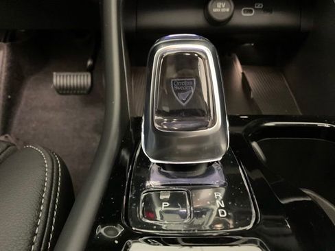 New 2026 Volvo XC40 B5 Plus w/ Protection Package Premier image 22
