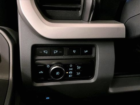 Used 2023 Ford F350 XLT w/ XLT Premium Package AWD/4WD image 29