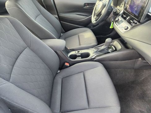 Used 2025 Toyota Corolla LE image 15