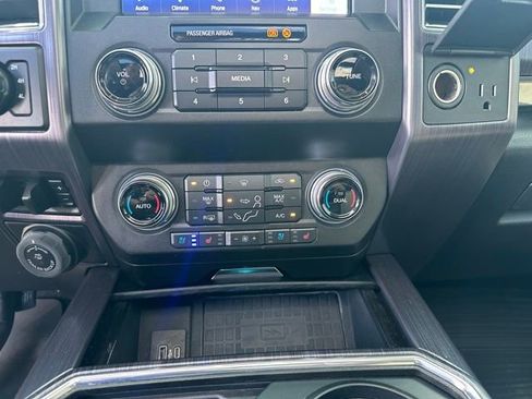 Used 2021 Ford F250 Limited w/ FX4 Off-Road Package image 21