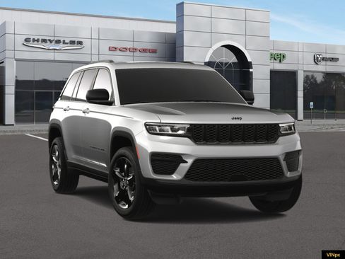 New 2025 Jeep Grand Cherokee Altitude image 12