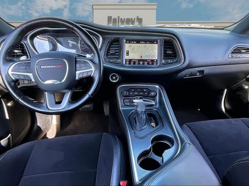 Used 2017 Dodge Challenger R/T Scat Pack w/ Leather Interior Group image 15