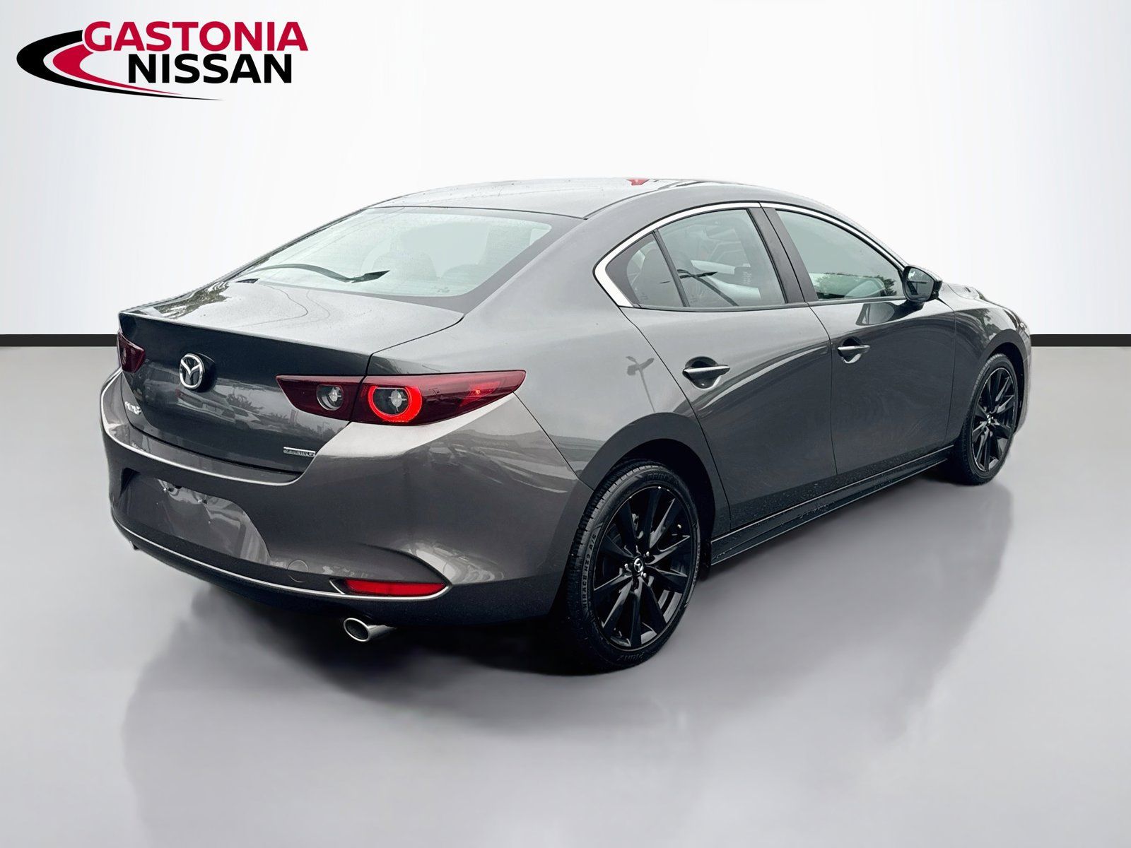 Used 2024 MAZDA MAZDA3 s FWD image 9