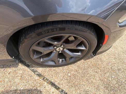 Used 2019 Dodge Charger R/T w/ Cold Weather Package RWD image 13