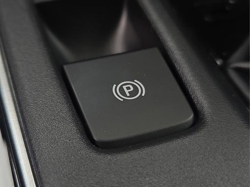 New 2026 Toyota Corolla Cross XLE image 22