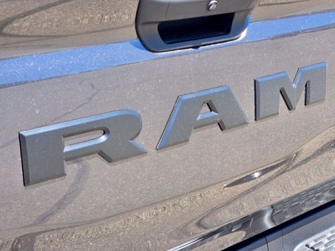 Used 2026 RAM 1500 Express AWD/4WD image 12