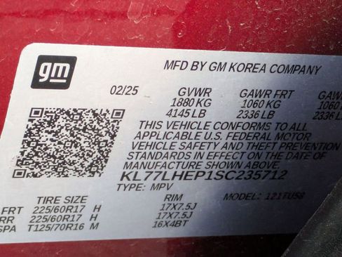 Used 2025 Chevrolet Trax LT w/ LT Convenience Package image 28