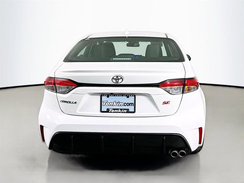 Certified 2025 Toyota Corolla SE image 6