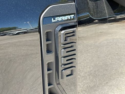 Used 2023 Ford F150 Lariat image 6