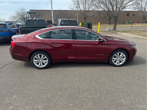 Used 2017 Chevrolet Impala LT w/ Convenience Package image 5