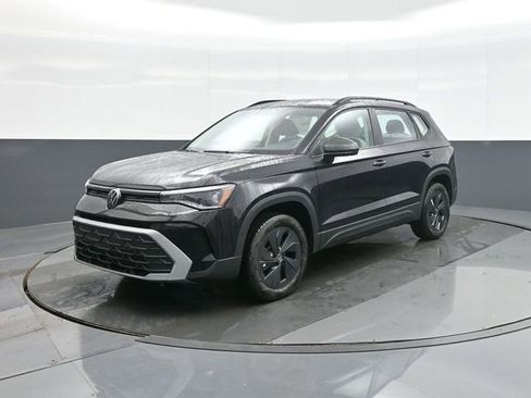 New 2026 Volkswagen Taos S image 3