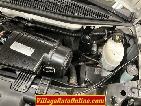 Used 2019 Chevrolet Express 2500 w/ Driver Convenience Package image 36