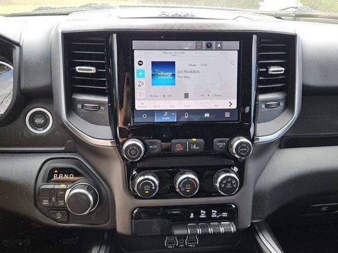 New 2026 RAM 1500 Express AWD/4WD image 17