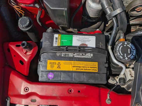 Used 1994 Chevrolet Camaro Z28 RWD image 94