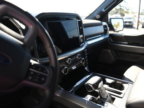 New 2025 Ford F150 Lariat w/ Equipment Group 501A Mid image 13