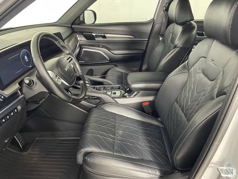Certified 2023 Kia Telluride SX Prestige X-Line AWD/4WD image 2