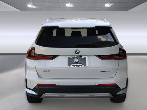 Used 2025 BMW X1 xDrive28i w/ Convenience Package image 10