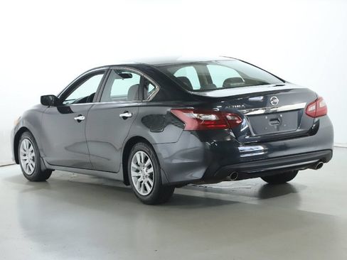 Used 2018 Nissan Altima 2.5 S w/ S Convenience Package FWD image 39